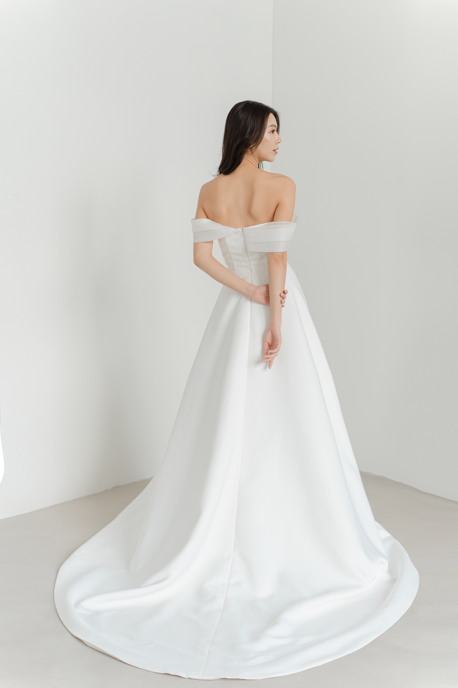 Odette wedding gown train showcasing the flowing organza train