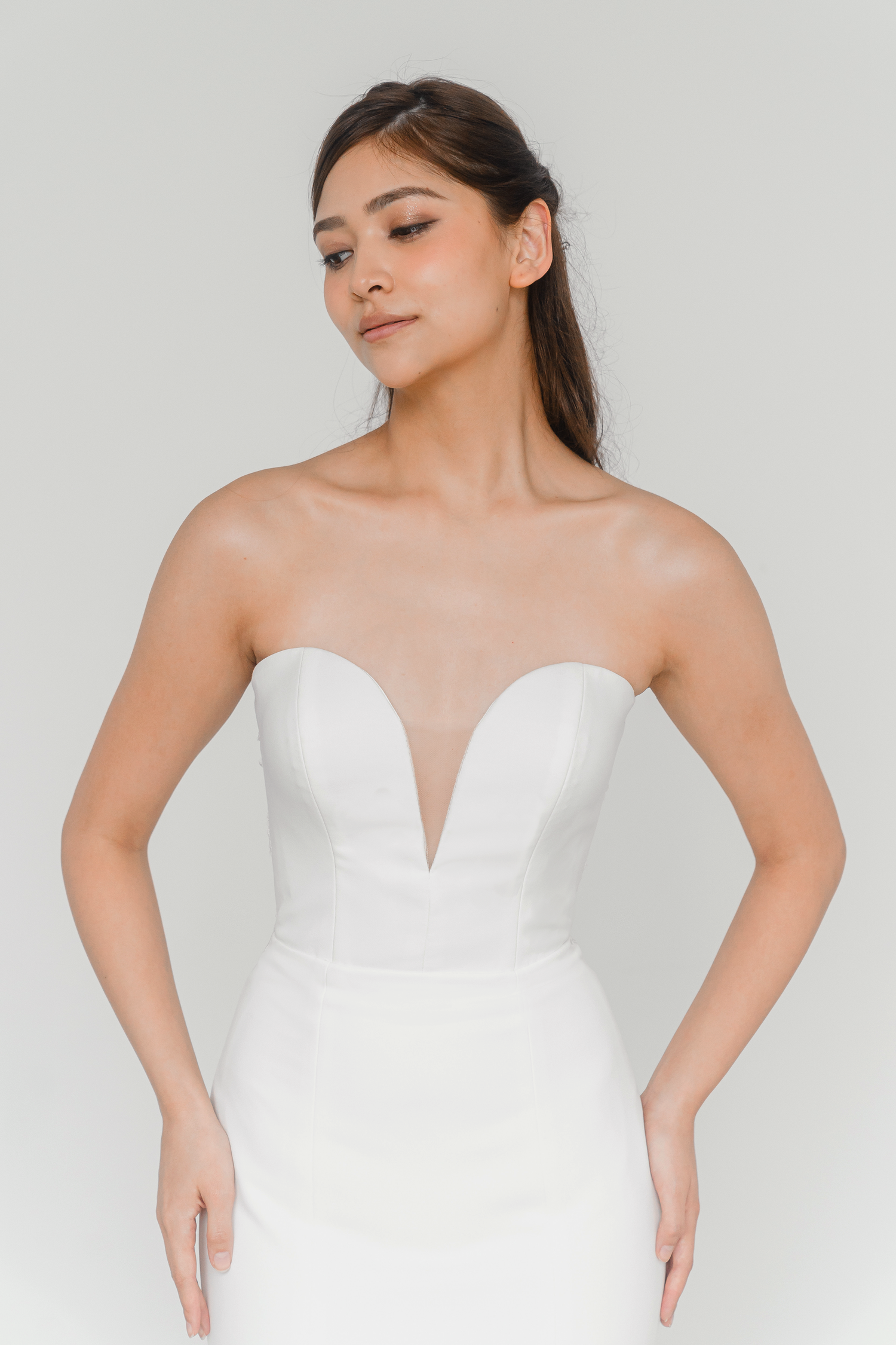 Close-up of Tammi bridal gown with a sweetheart bodice