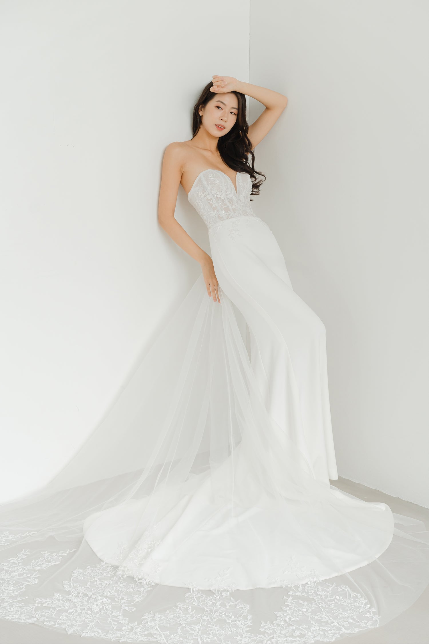 Benetta bridal gown front view with a sweetheart neckline and fitted mermaid silhouette