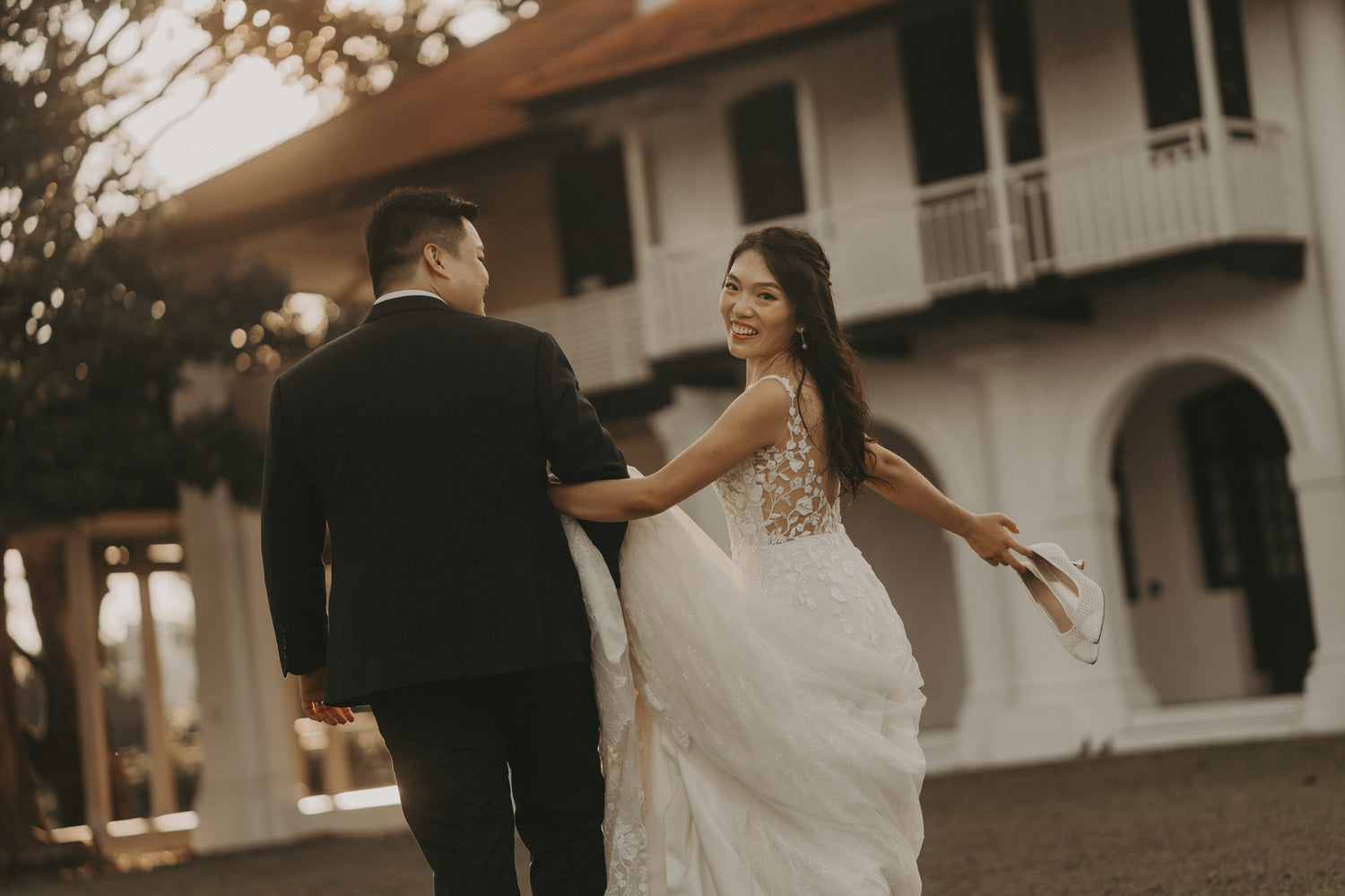 Dapper Pictures wedding photography package in collaboration with WeddingCrafters, including bridal gown rental, professional makeup and wedding photography in Singapore.