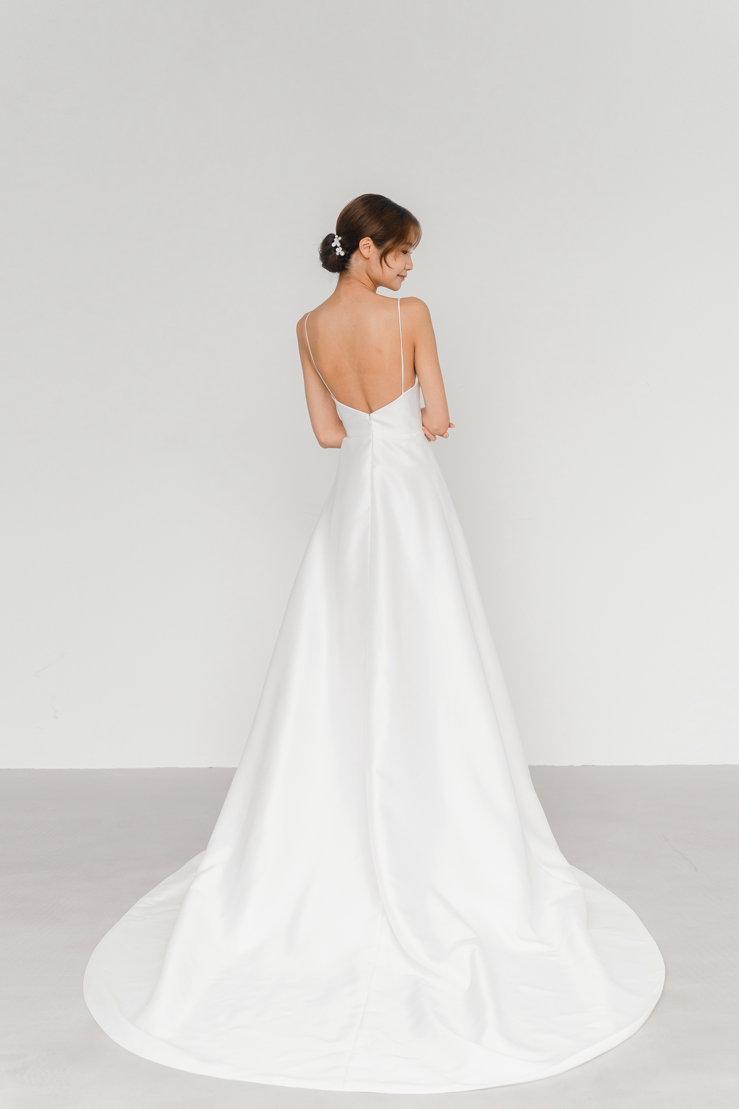 Julia bridal gown back view with an elegant minimalist design