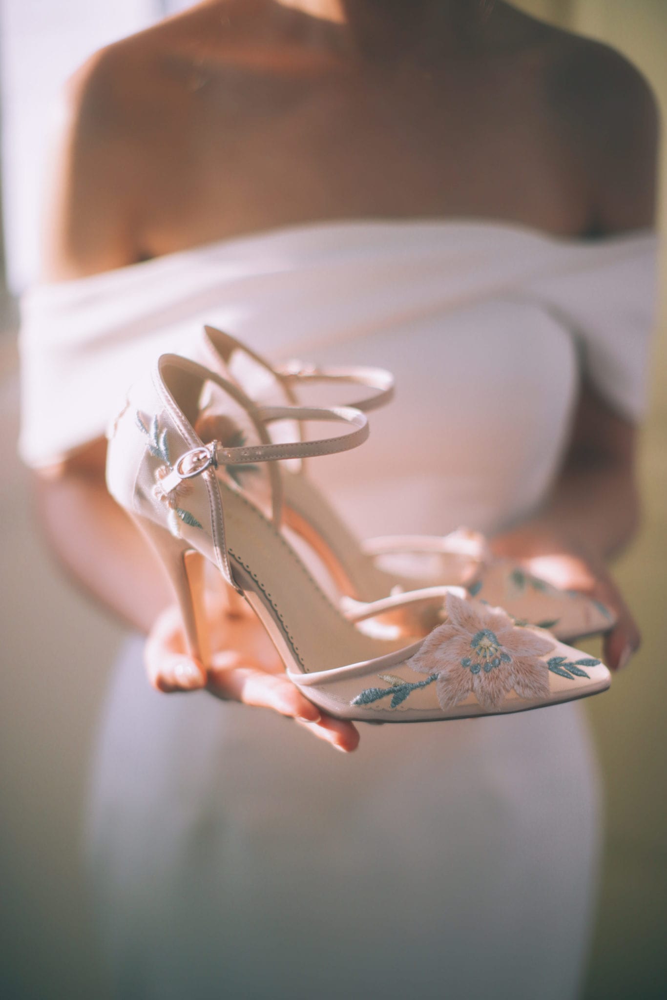 Oooh.Darling handcrafted bridal heels and wedding shoes in Singapore