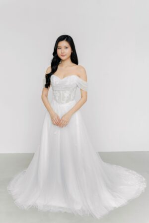 Kimber (w/ Detachable off-shoulders)